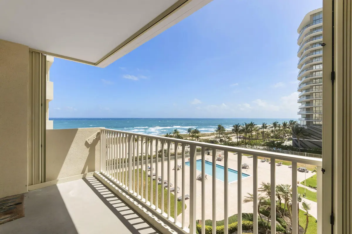 29-web-or-mls-DSC04967dsc04967 at 750 N Ocean Boulevard Apt 604, Pompano Beach