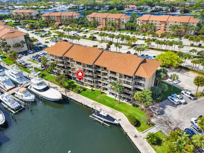 2501 Marina Isle Way 104, Jupiter – sold