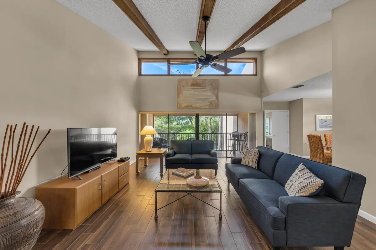 LIVING ROOM at 6521 Pumpkin Seed Circle 221, Boca Raton