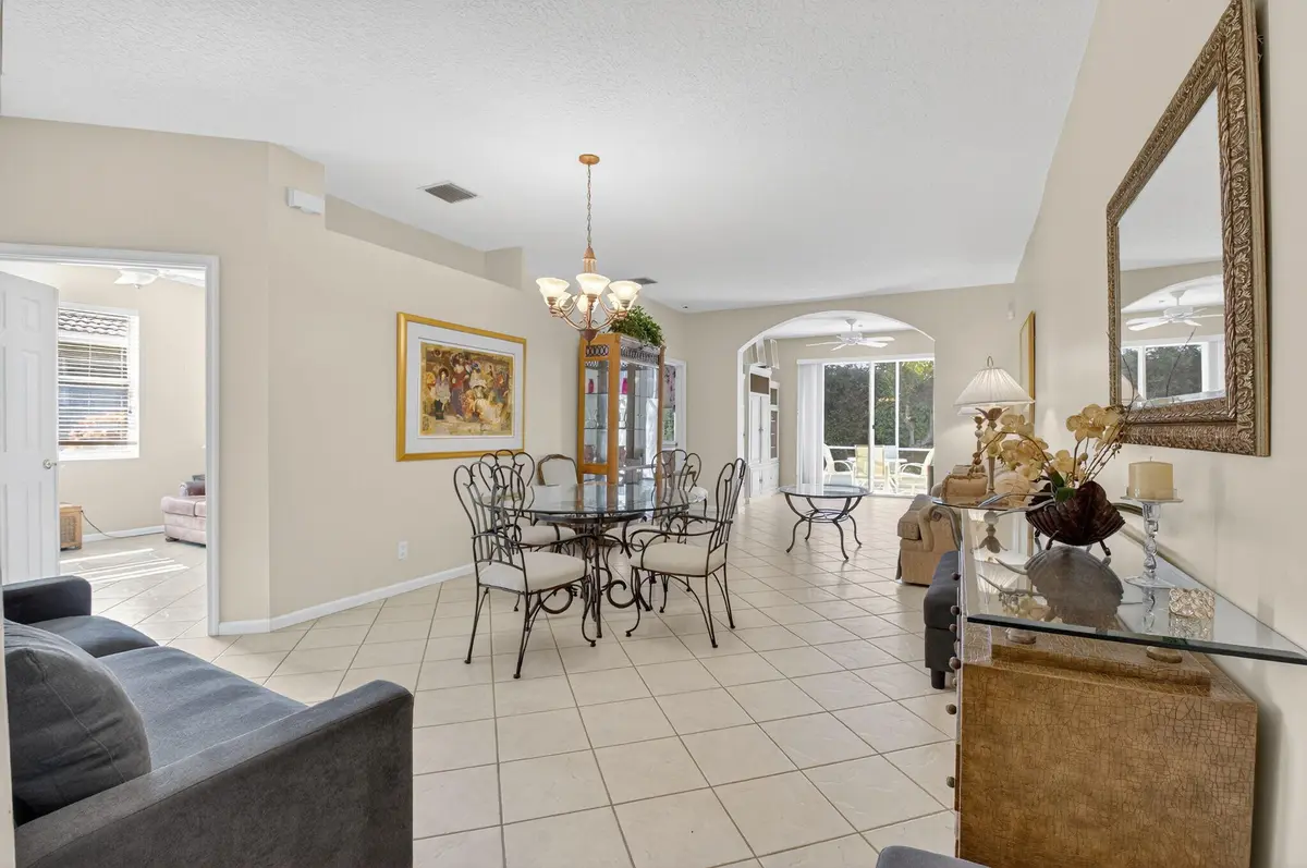 7-web-or-mls-DSC_4095 at 10612 Royal Caribbean Circle, Boynton Beach