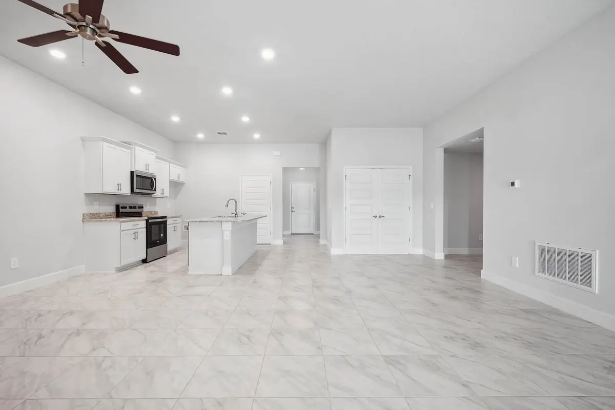 8646 Giovanni Avenue, Fort Pierce, FL – photo 5