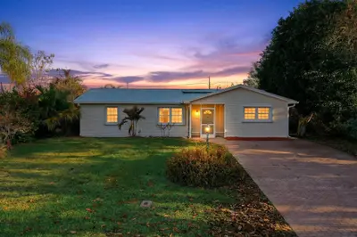 2315 NE 19th Court, Jensen Beach – sold