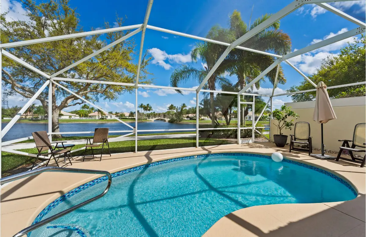 Breathtaking Pool and Lake Views! at 8233 Cozumel Lane, Wellington
