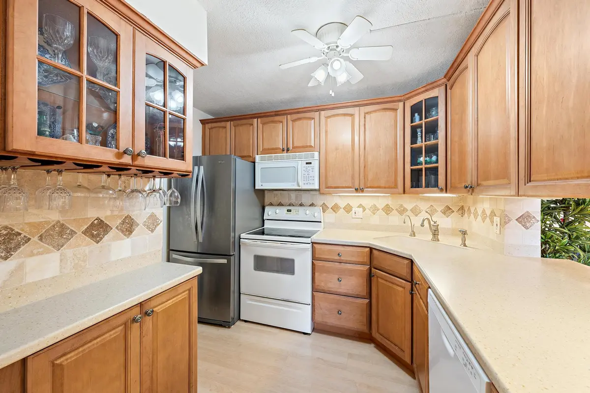 4492 NE Ocean Blvd unit f1-6 at 4492 NE Ocean Boulevard F1, Hutchinson Island