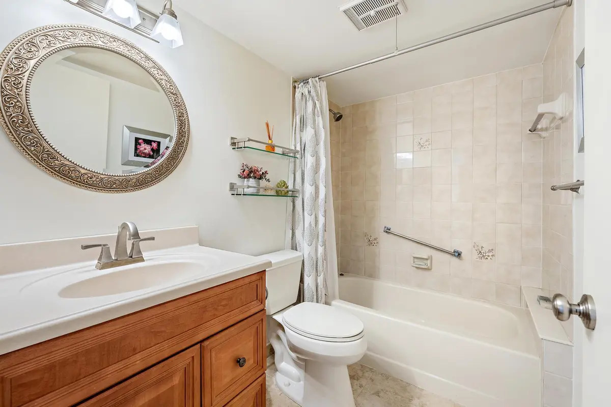 4492 NE Ocean Blvd unit f1-8 at 4492 NE Ocean Boulevard F1, Hutchinson Island