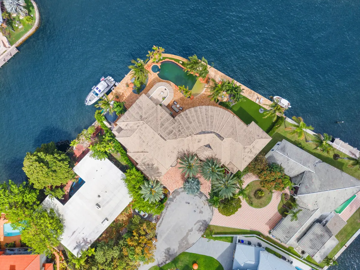 2593 SE 8th St-3 at 2593 SE 8th Street, Pompano Beach