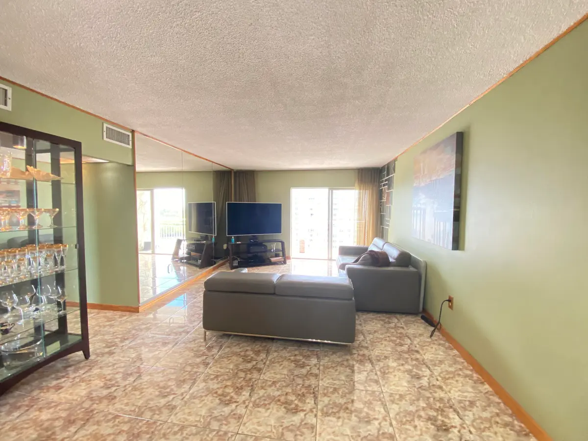 D5CD312F-C7BC-4089-88B2-7C9470E125F5 at 400 Kings Point Drive 1423, Sunny Isles Beach