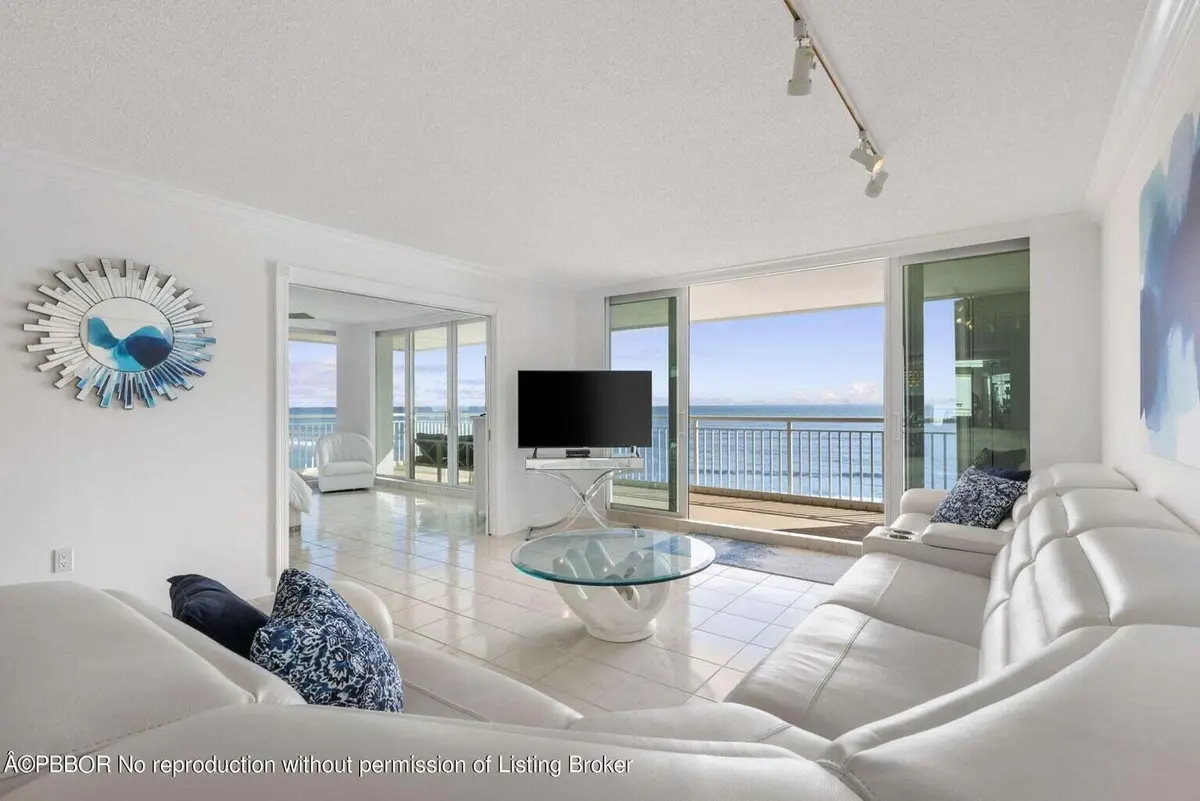 20250108164234030311000000-o at 3546 S Ocean Boulevard 601, South Palm Beach