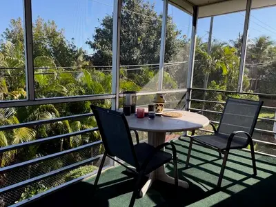 2840 Cynthia Lane 212, Lake Worth Beach – sold
