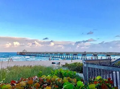 1917 NE 3rd Street 104, Deerfield Beach – Townhouse for rent