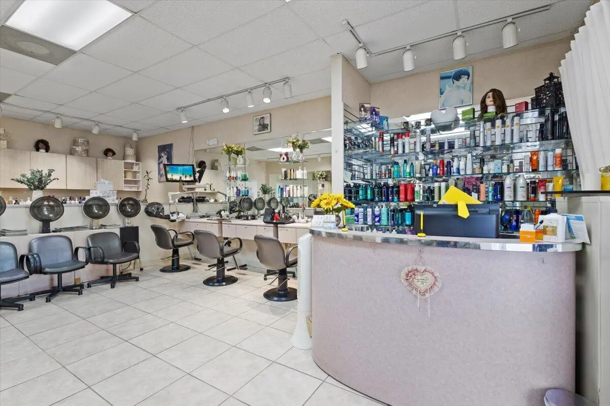 12-GG3A6092 at 1038 SW Bayshore Boulevard, Port St. Lucie