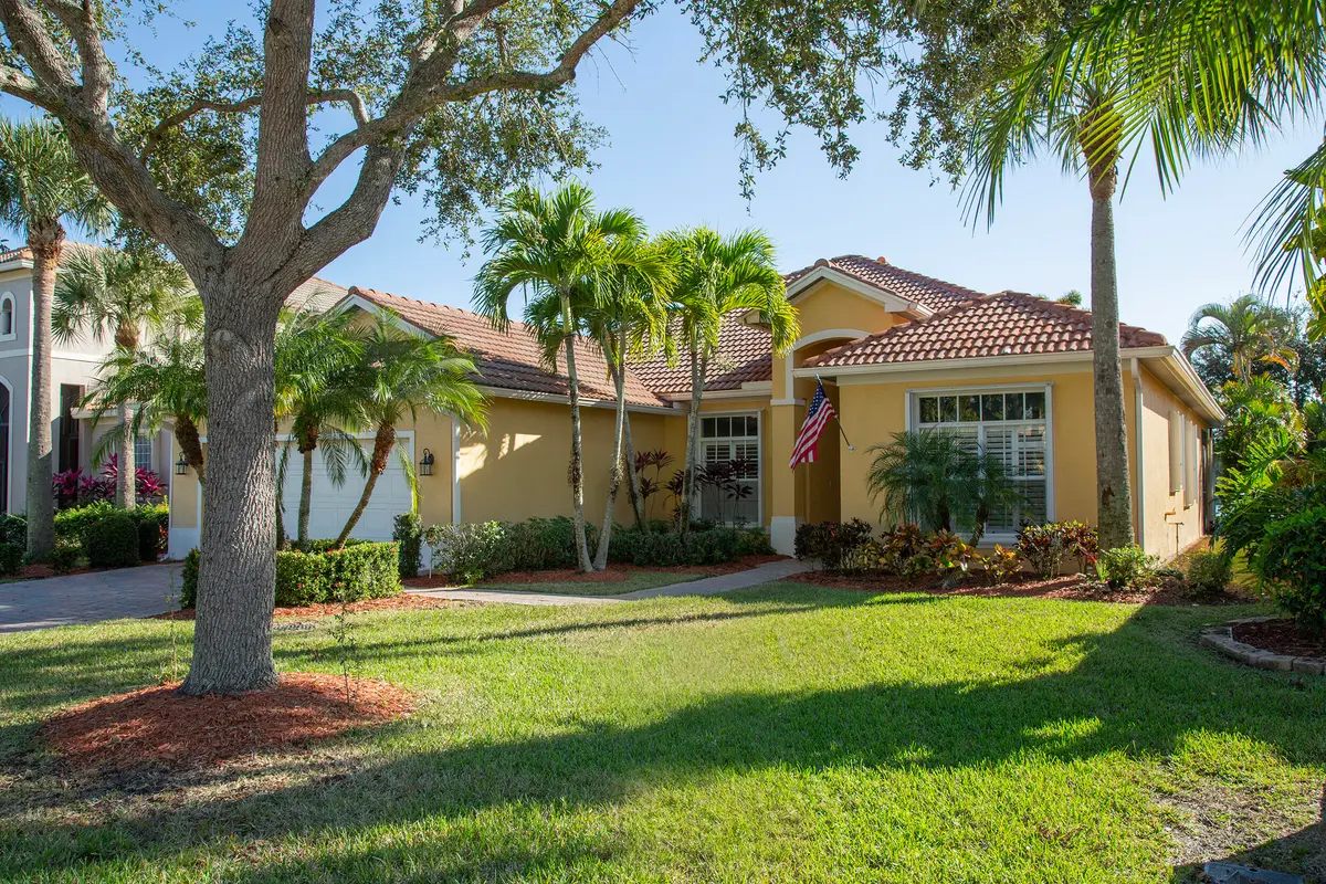 NB0C7562 at 385 NW Sheffield Circle, Port St. Lucie