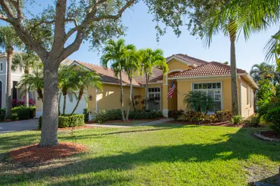 385 NW Sheffield Circle, Port St. Lucie – sold