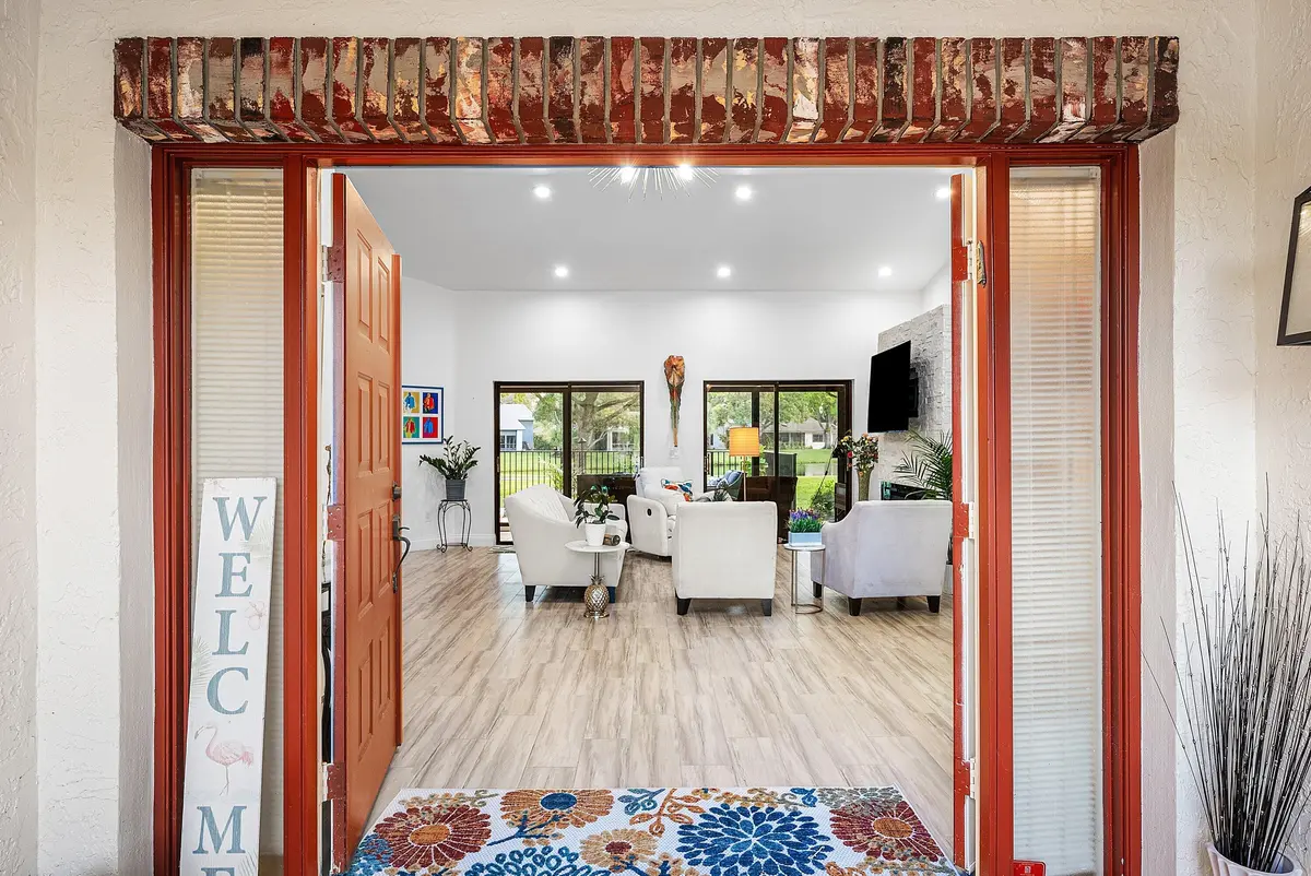 Double Front Doors at 5664 Willow Creek Court, Delray Beach