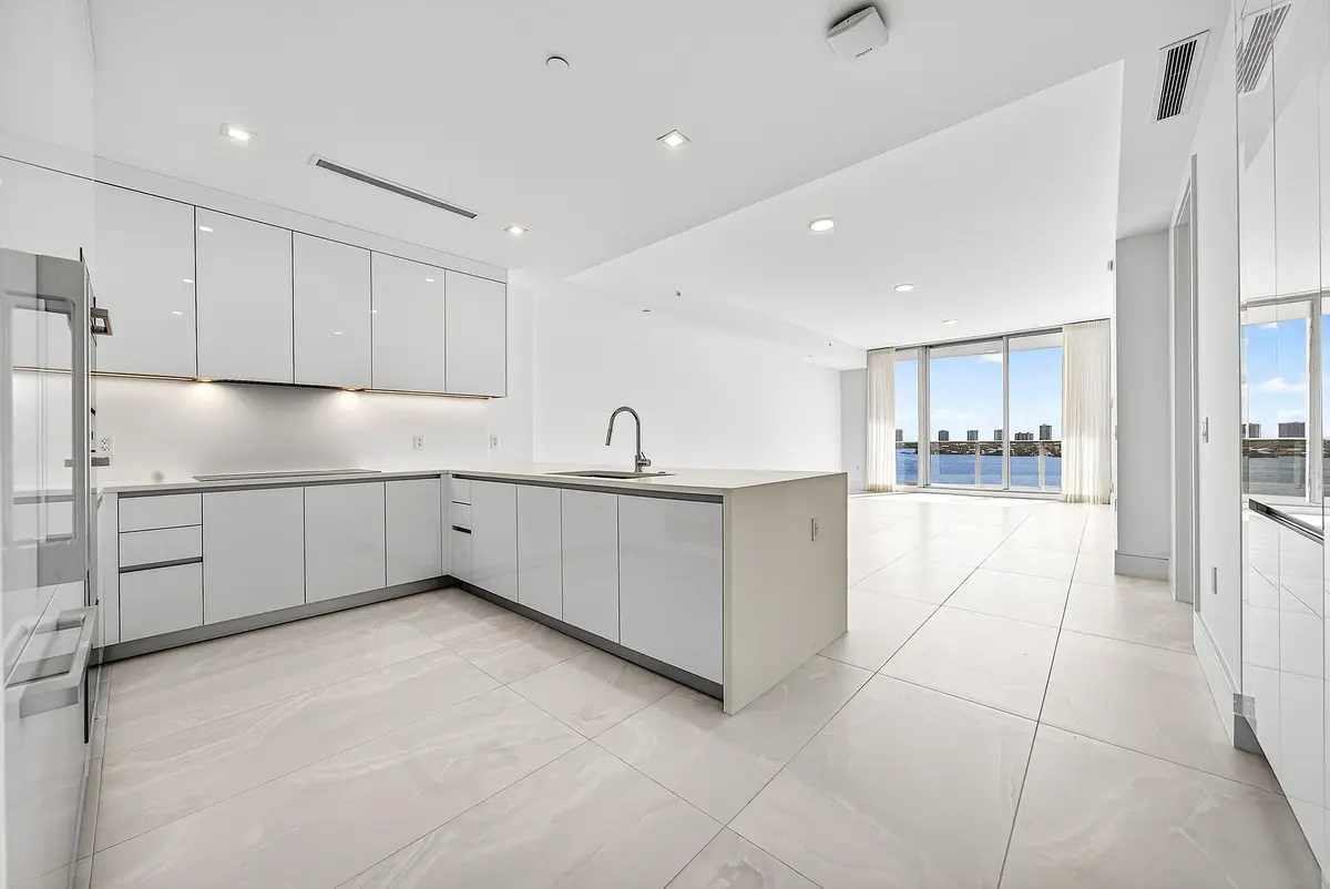 Kitchen/Living at 220 Lake Shore Drive 1010, Lake Park