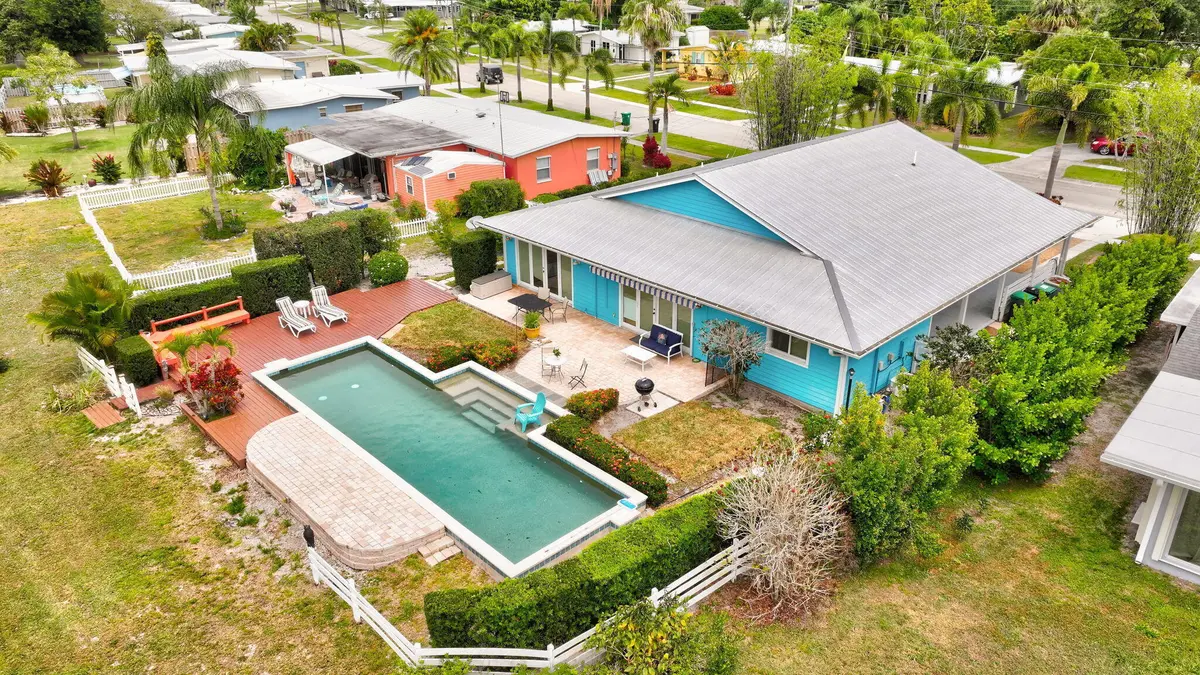 67-web-or-mls-DJI_20250329170542_0103_D_ at 2940 SE Treasure Island Road, Port St. Lucie