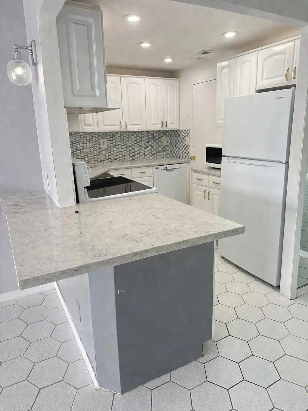 KT at 2600 N Flagler Drive 301, West Palm Beach