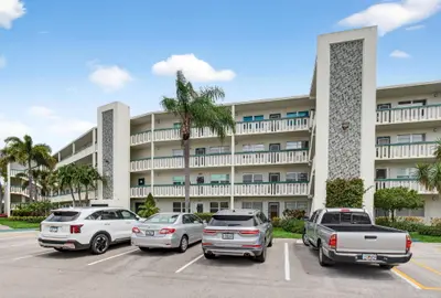 3084 Oakridge U, Deerfield Beach – sold