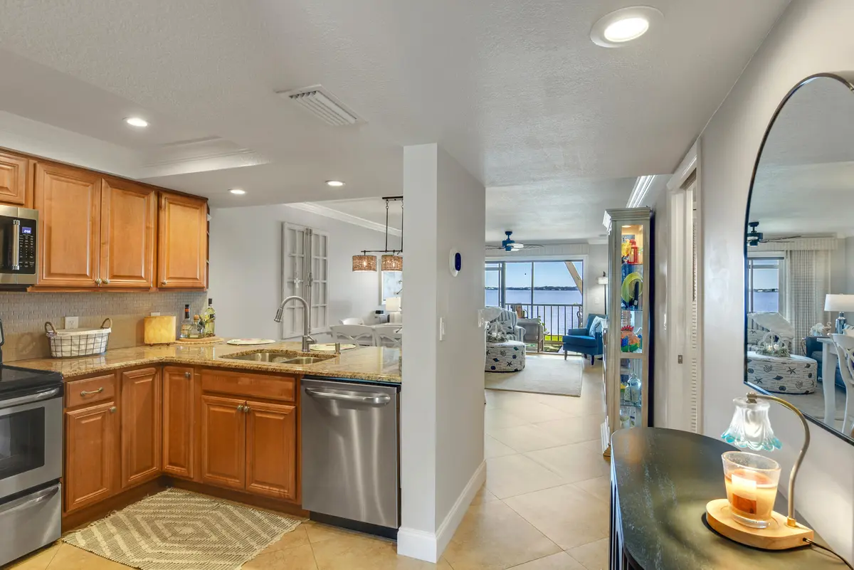 4440 NE Sandpebble Trace 104, Stuart, FL – photo 4
