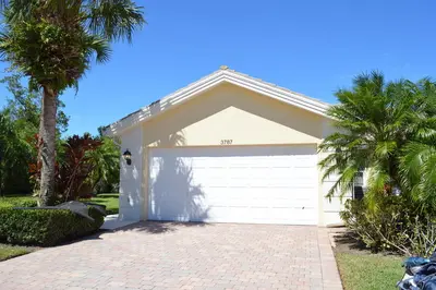 3787 SE BIG BEND Terrace, Hobe Sound – leased
