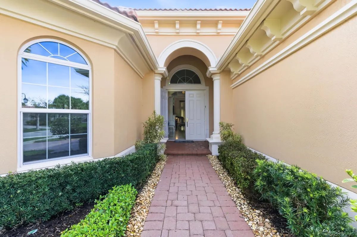 Welcome to 160 Carnia Drive at 160 Carina Drive, Jupiter