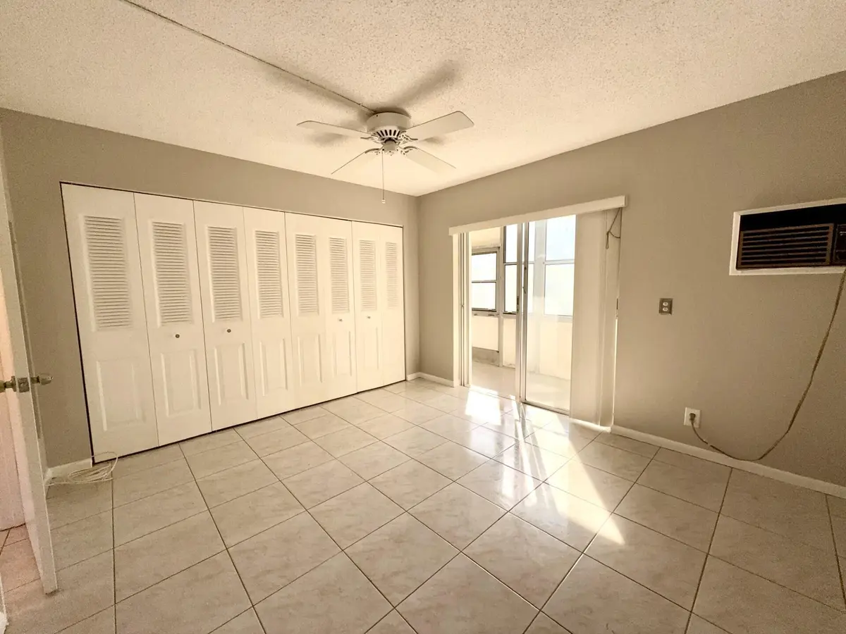 Large Bedroom at 166 Sussex I, West Palm Beach