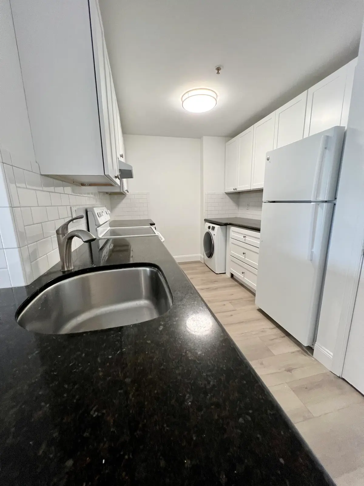 Kitchen at 2040 Greenview Shores Boulevard 214, Wellington