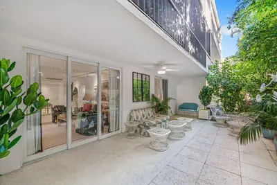 226 Brazilian Avenue 1a, Palm Beach – Condominium for rent
