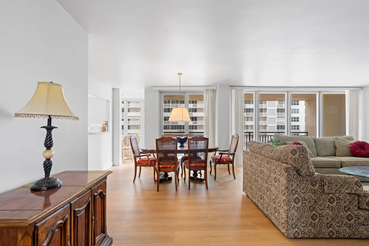 Foyer at 1180 S Ocean 4D, Boca Raton