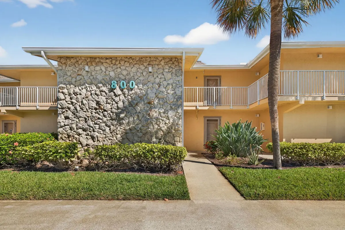 BUILDING 800 at 2400 S Ocean Drive 823, Fort Pierce