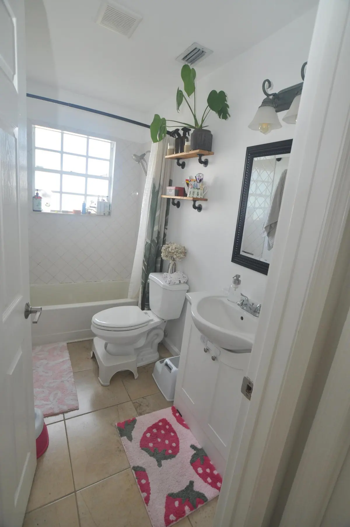 guest bathroom at , Port St. Lucie