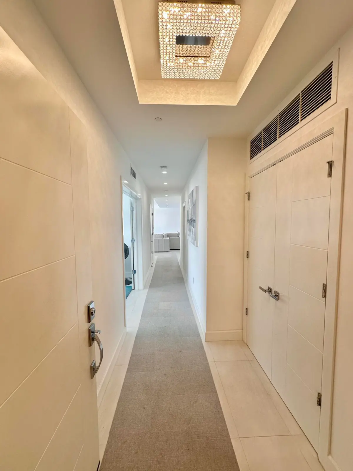 Entry at 6000 N Ocean Drive 2n, Hollywood