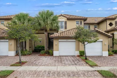 12767 NW 83rd Court 24-e, Parkland – sold