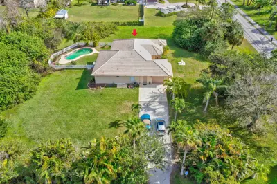 8671 N 155th Pl Place, Palm Beach Gardens – Single Family Residence for rent