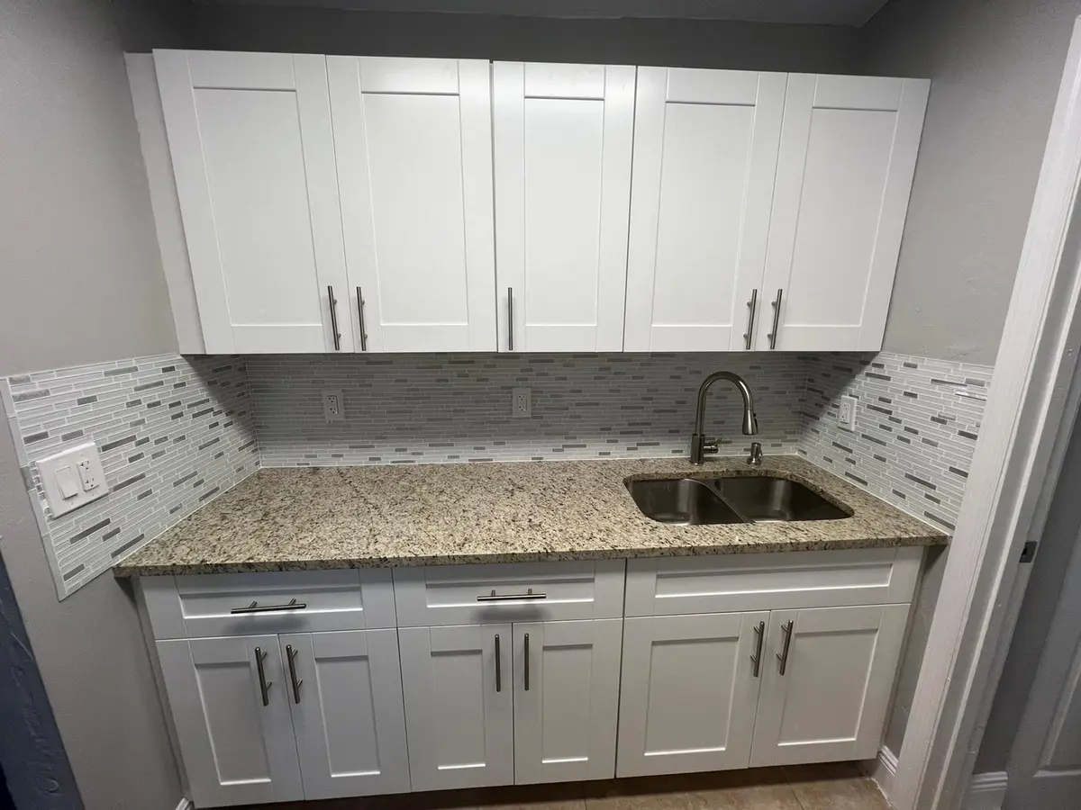 WOOD KITCHEN W/GRANITE COUNTERS at 3265 E Palm Drive, Boynton Beach