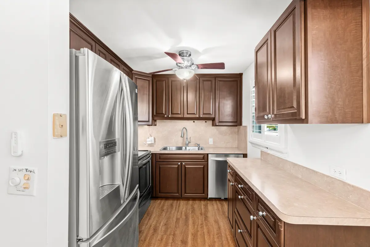 Updated Kitchen at 434 Mansfield K, Boca Raton