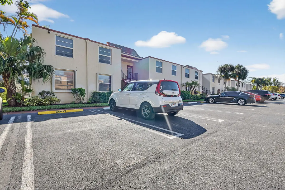 Front of Building - 2 at 9 Willowbrook Lane 202, Delray Beach