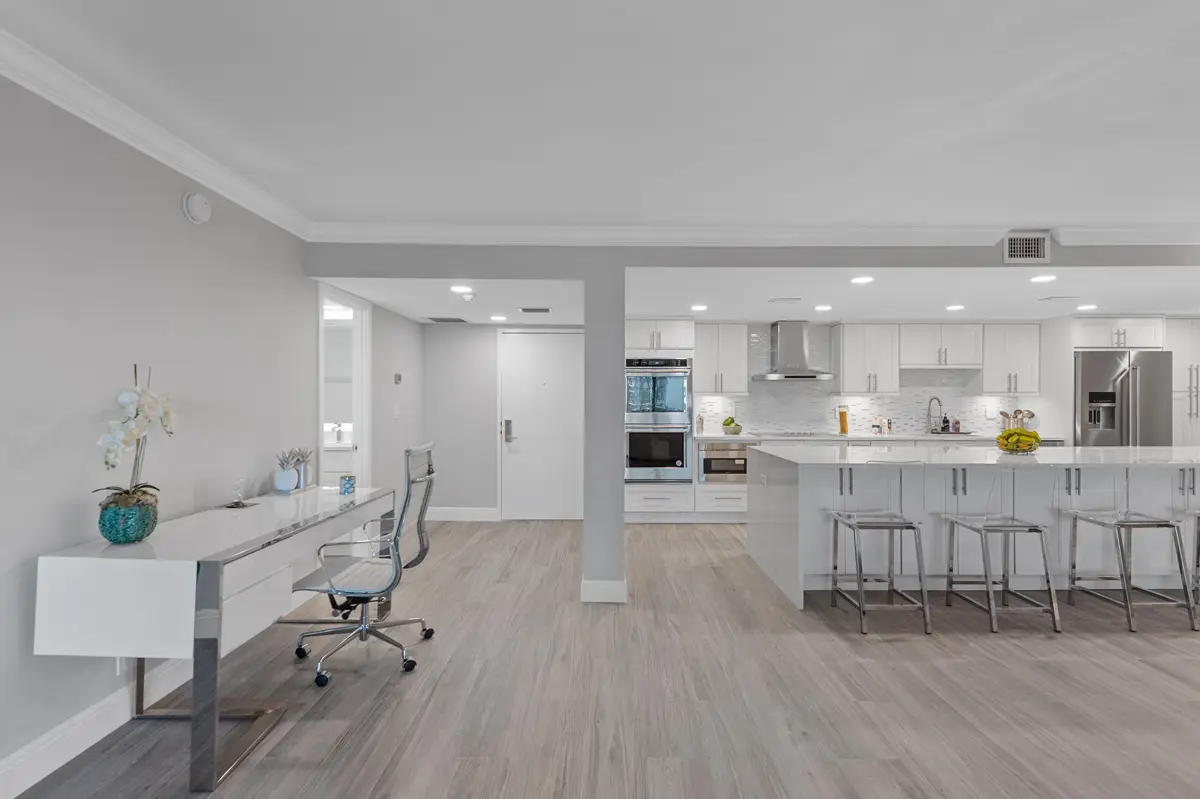 777 NE Bayshore Drive 705, Fort Lauderdale, FL – photo 5