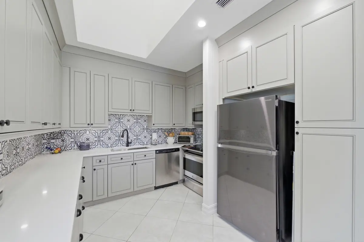 10_dsc_7958 at 47 N Lakeshore Drive, Hypoluxo