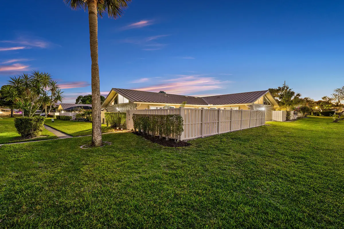 5537 EAGLE LAKE DR- Twilights-MLS Size-6 at 5537 Eagle Lake Drive, Palm Beach Gardens