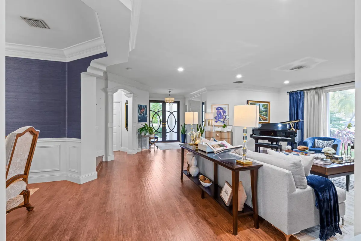 9-web-or-mls-A7402272 at 9870 Shepard Place, Wellington