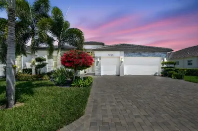 9193 Seahorse Bay Drive, Boynton Beach – sold