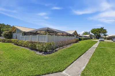 5460 Eagle Lake Drive 72b, Palm Beach Gardens – sold