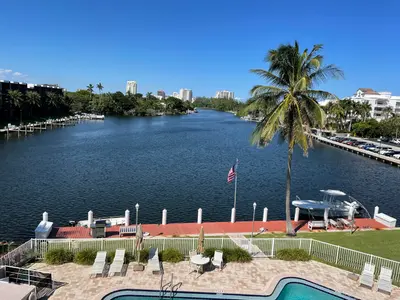 1850 S Ocean Drive 411, Fort Lauderdale – Condominium for rent