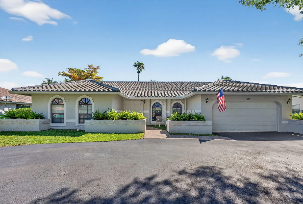 2-web-or-mls-DSC01279 at 5111 NW 85th Road, Coral Springs