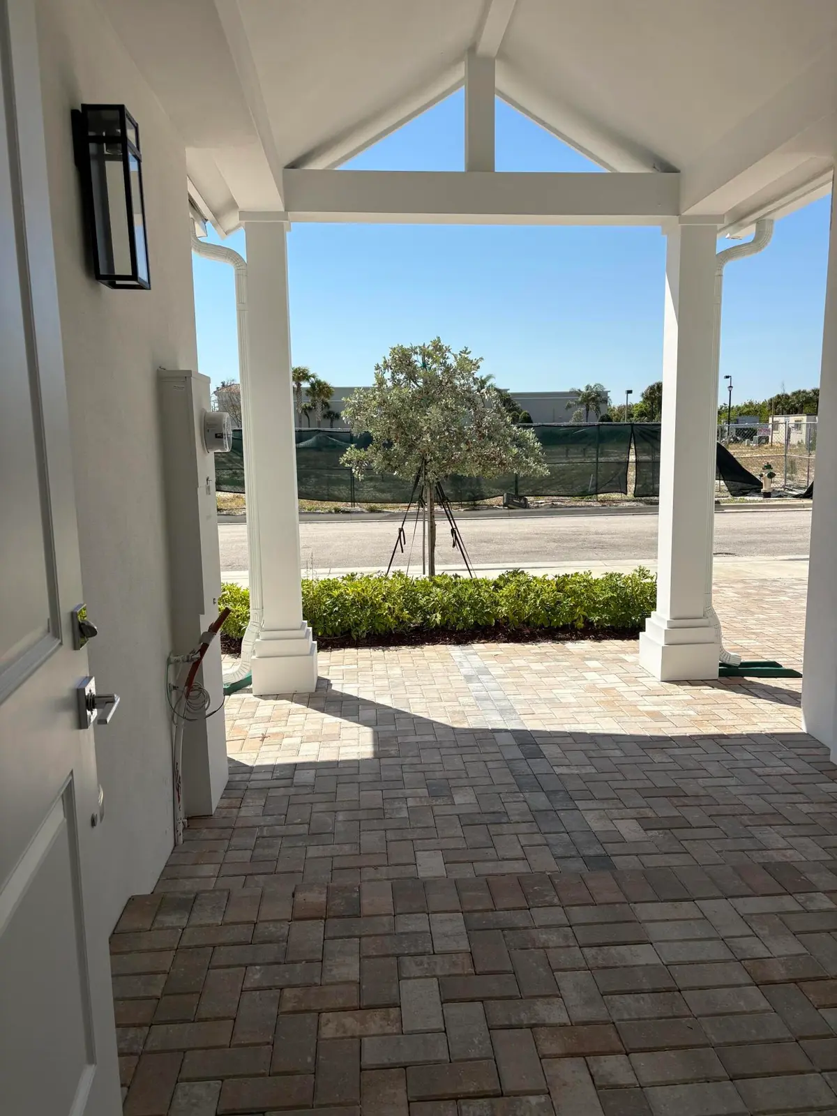 Courtyard Living at 112 Royal Palm Circle, Tequesta
