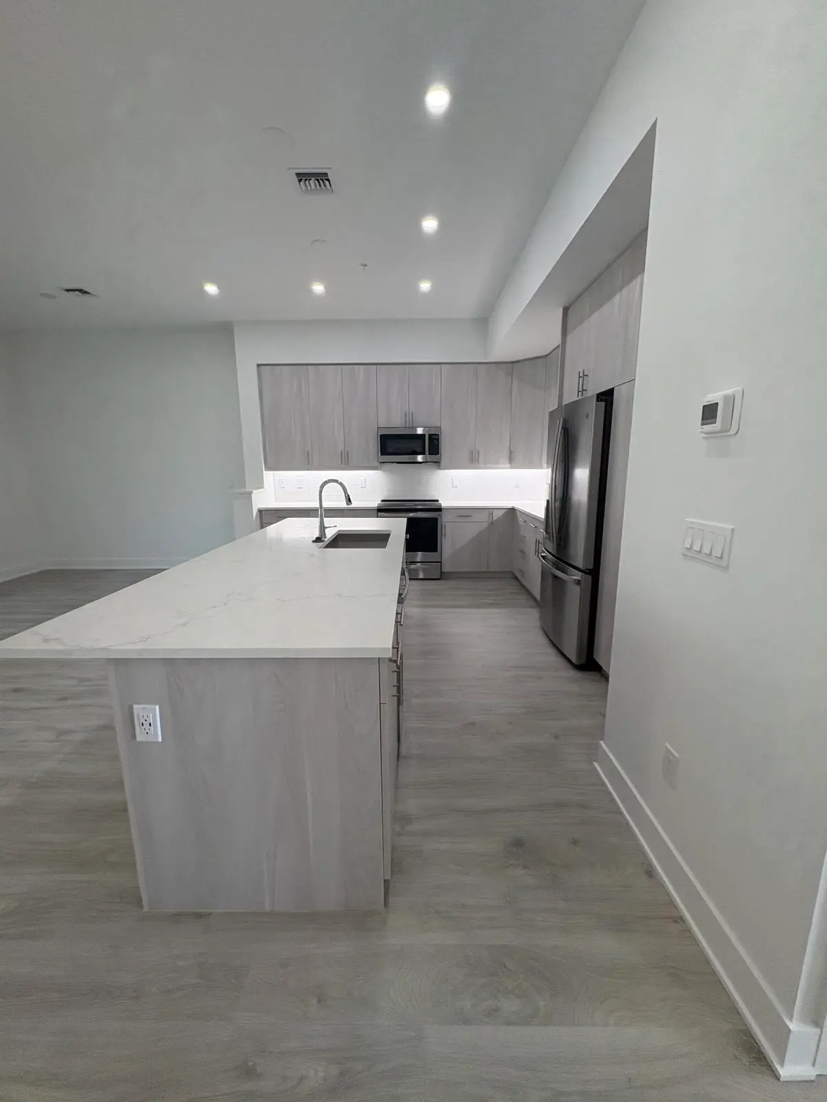 Kitchen Island at 112 Royal Palm Circle, Tequesta