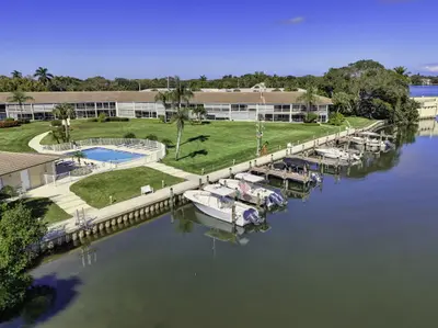 478 Tequesta Drive 205, Tequesta – Condominium for sale