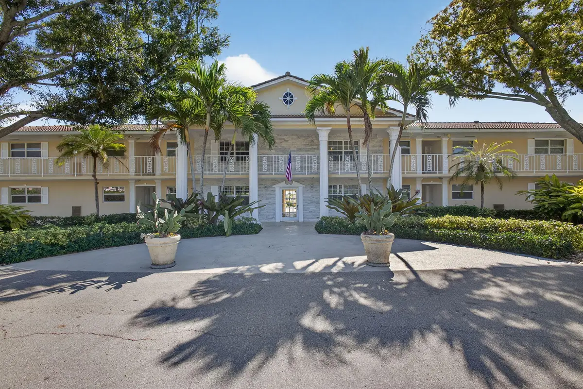 Whitehall at 478 Tequesta Drive 205, Tequesta