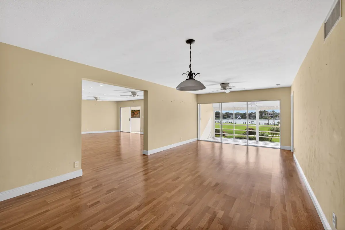 Dining & Family Room at 478 Tequesta Drive 205, Tequesta